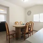 Apartman With Parking Space - 20794