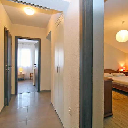 Appartement With Parking Space - 20794